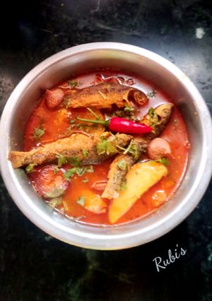 আলু বড়ি দিয়ে বাটা মাছের ঝোল(Aloo bori diye bata macher jhol) রেসিপির প্রধান ছবি