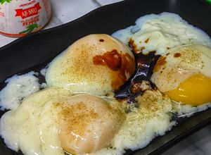 Gambar Telur tiga suku / separuh masak