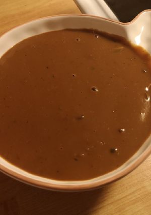 A picture of Brunsås till köttbullar.