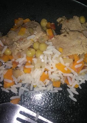 Una foto de Guiso de arroz y arvejas