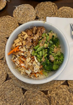A picture of Chicken Teriyaki Bowl.