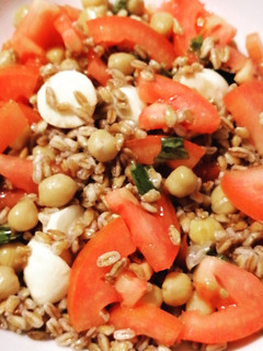 Foto di Insalata di farro e ceci