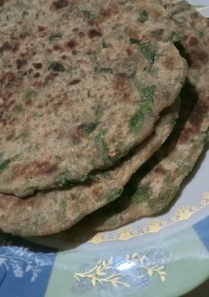 मेथी के पराठे(methi ke parathe recipe in hindi) रेसिपी मुख्य फोटो