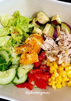 Hình của món Salad ức gà.