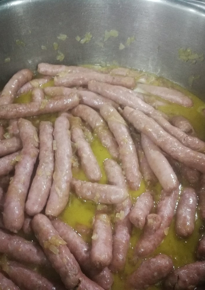 Una foto de Salchichas al Pedro Jiménez con mermelada de fresa