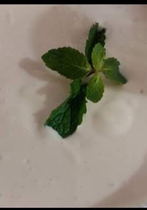 A picture of White sauce.