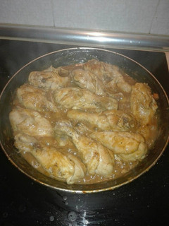 Una foto de Pollo en salsa
