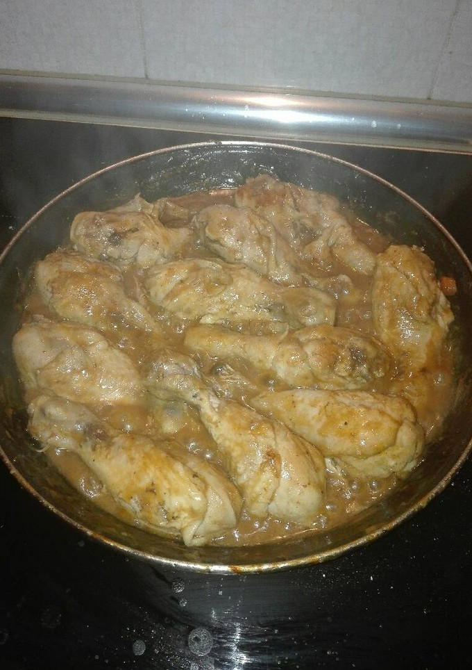 Una foto de Pollo en salsa
