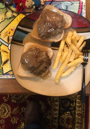 A picture of Brown sauce for meat.