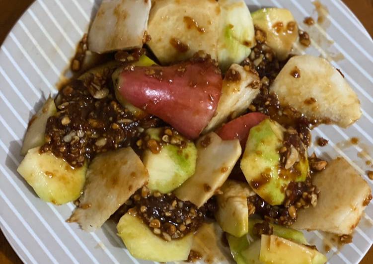 Rujak Buah Kacang