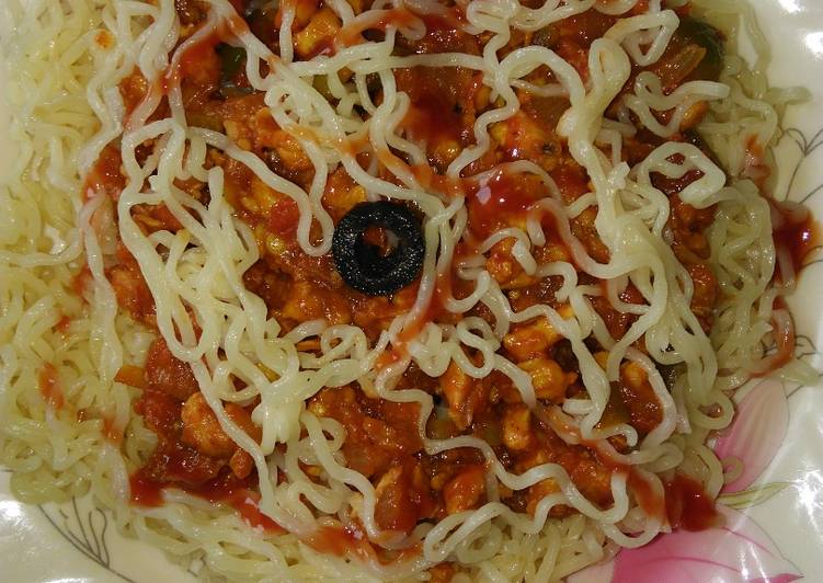 Recipe of Homemade Spicy Chicken noodles