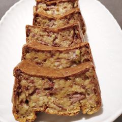 A picture of Banana cake with oat.