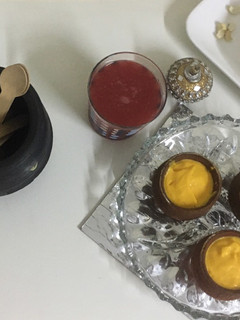 मैंगो आइसक्रीम (Mango ice-cream recipe in Hindi) रेसिपी मुख्य फोटो