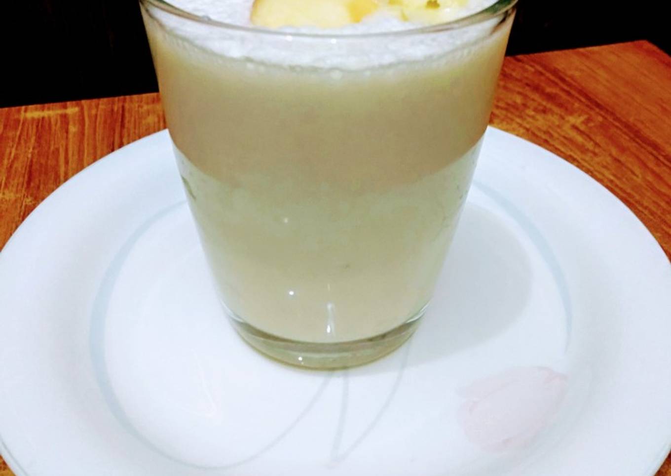 Dates Apple Bananas Milkshake