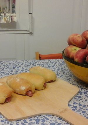 Una foto de Molletes preñaos