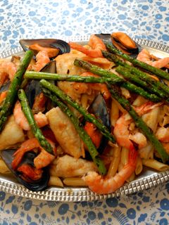 Una foto de Macarrones marinera