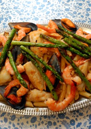 Una foto de Macarrones marinera