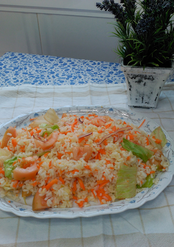 Una foto de Ensalada de arroz