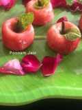 Mini apples