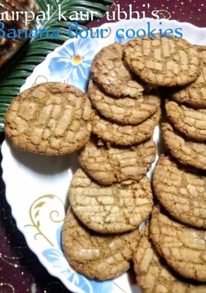 A picture of Banana flour cookies 🍌🥚.