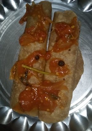 சப்பாத்தி வித் தக்காளி தொக்கு (Chappathi with thakkali thokku recipe in tamil) செய்முறை முக்கிய புகைப்படம்