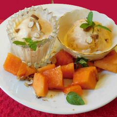 A picture of Papaya ice cream.