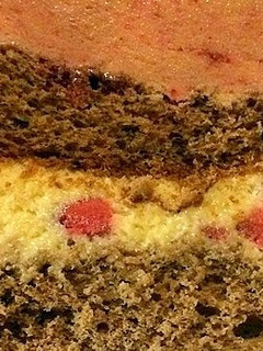 Una foto de Bizcochuelo de chocolate y limón -sintacc
