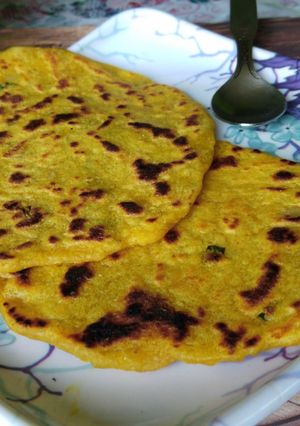 A picture of Aloo Paratha.