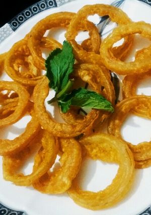 A picture of Onion rings pakora.