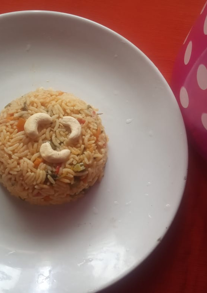 ஹோட்டல் ஸ்டைல் வெஜ் பிரியாணி செய்முறை முக்கிய புகைப்படம்