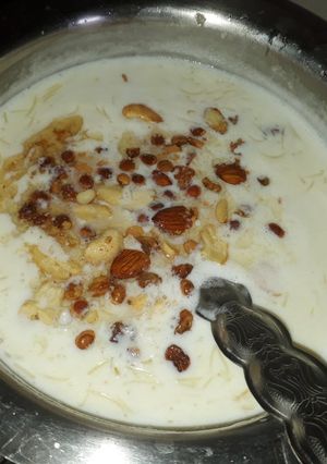 A picture of Sevaiya kheer.