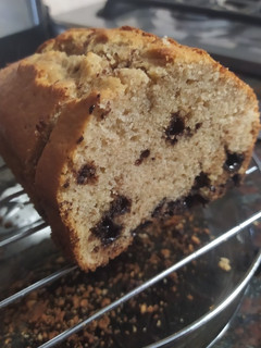 Una foto de Budín de banana semi integral con chips
