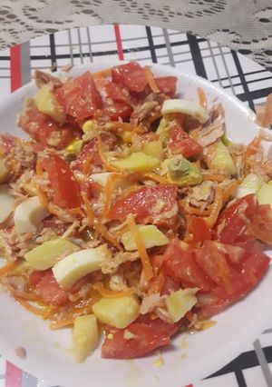 Una foto de Ensalada fácil de atún