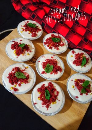 A picture of Creamy red velvet cupcakes (without oven).