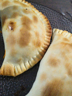 Una foto de Empanadas veganas de soja texturizada