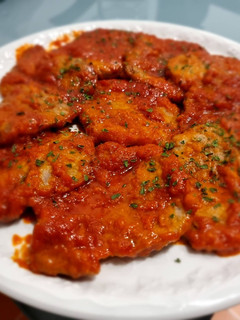 Una foto de Filetes de ternera con tomate (Receta de abuela)