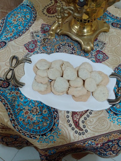 عکسی از دستور شیرینی پفکی گردویی