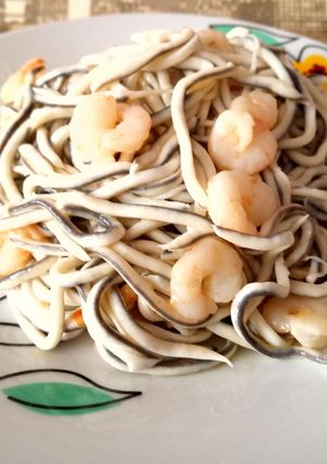 Una foto de Gulas con gambas