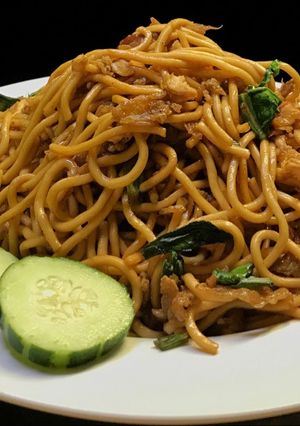 Foto resep Mie goreng ayam spesial