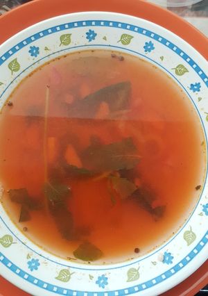 Una foto de Consomé de camarón estilo oriental
