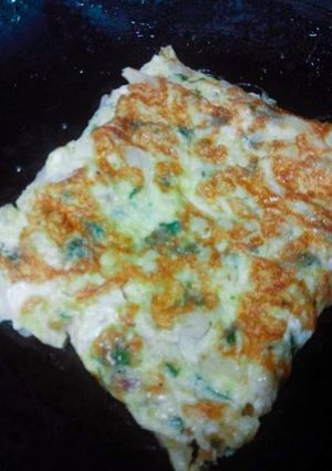 A picture of Bread Stuffed Omlette.