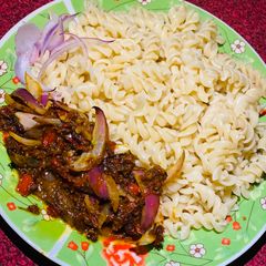 A picture of Macaroni and Sauce.