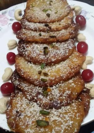 গুড়ের মালপোয়া(Jaggery Malpua recipe in Bengali) রেসিপির প্রধান ছবি