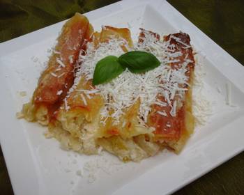 Fresh, Making Recipe Stuffed Canelloni with LeekFetaMozzarella Cheese Restaurant Style