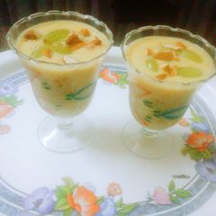 A picture of Mango smoothie.