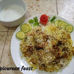 A picture of Hyderabadi Mutton dum Biriyani in restaurant style.
