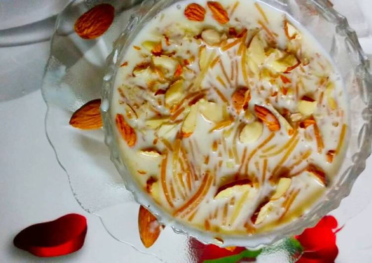 Steps to Make Any-night-of-the-week Jaggery Saviyan Kheer