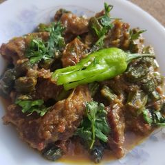 A picture of Bhindi Gosht.