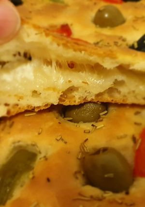 صورة لوصفة خبز الفوكاتشا الإيطالي 😋😋