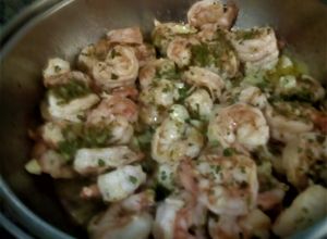 Una foto de Camarones al Ajillo🍤😋